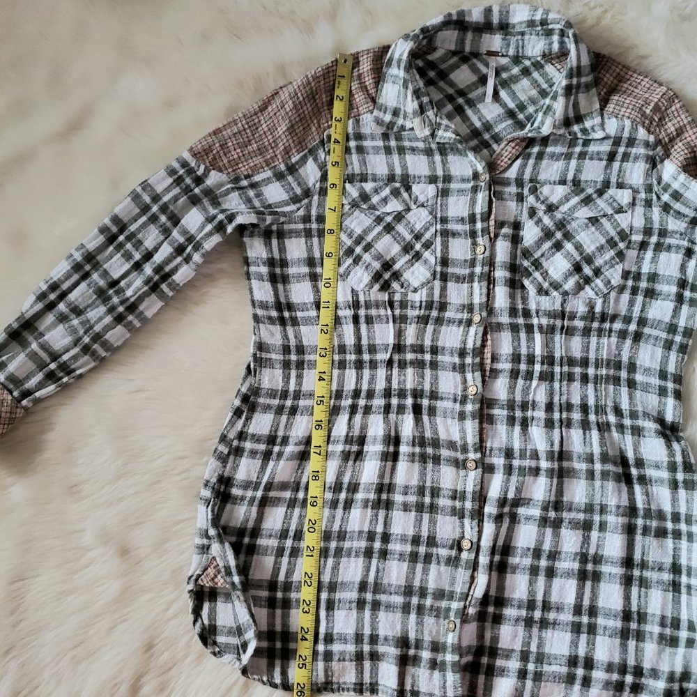 Free People Catch Up with Me Plaid Flannel Button-Down Shirt Size Small - Picture 15 of 16